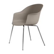 Chaise beige chromée Bat - Gubi - The Cool Republic