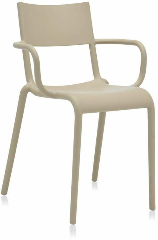 Chaise beige Generic A - Kartell - The Cool Republic