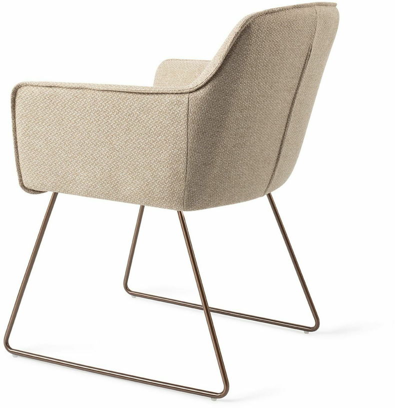 Chaise beige wild walnut avec pieds élégants en métal rosé Hofu - Jesper Home - The Cool Republic