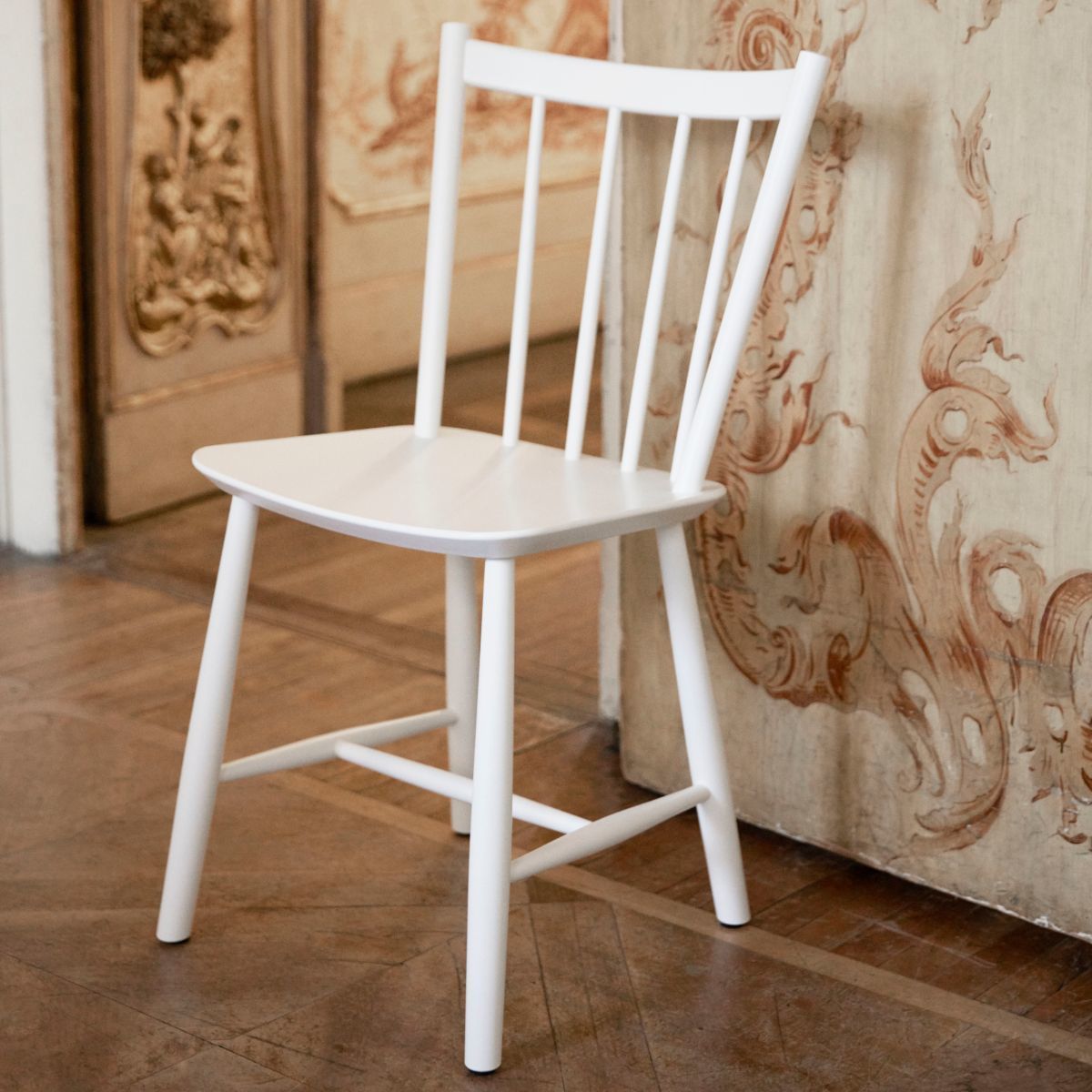 Chaise blanche en bois de hêtre - HAY - The Cool Republic
