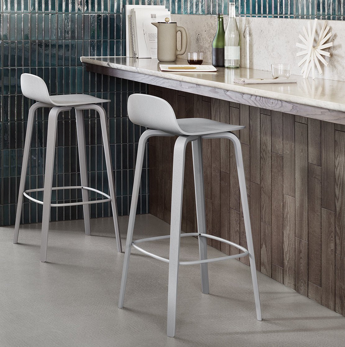 Chaise de bar 75 cm noir Visu - Muuto - The Cool Republic