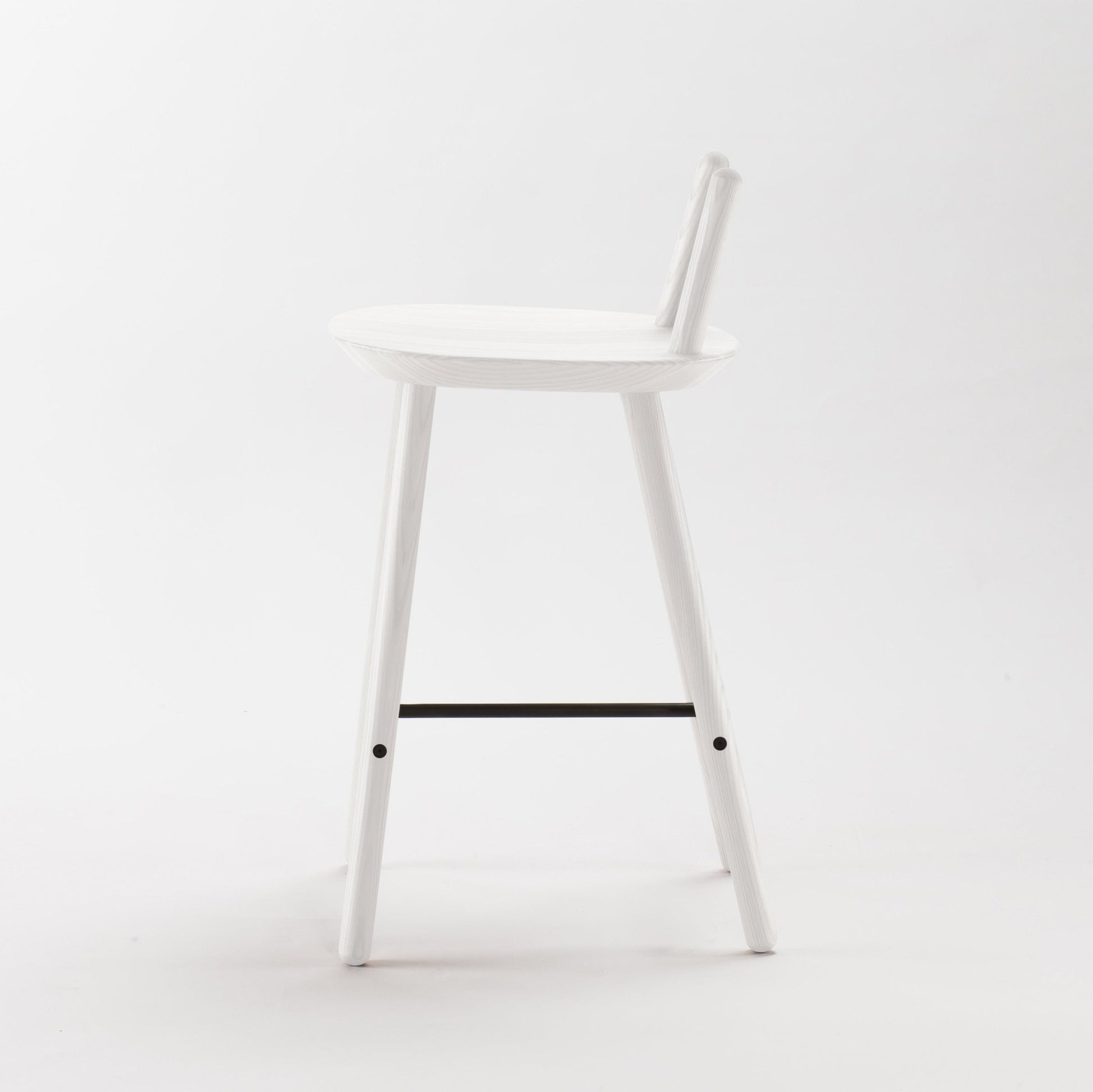 Chaise de bar blanche 65 cm Naïve - Emko - The Cool Republic
