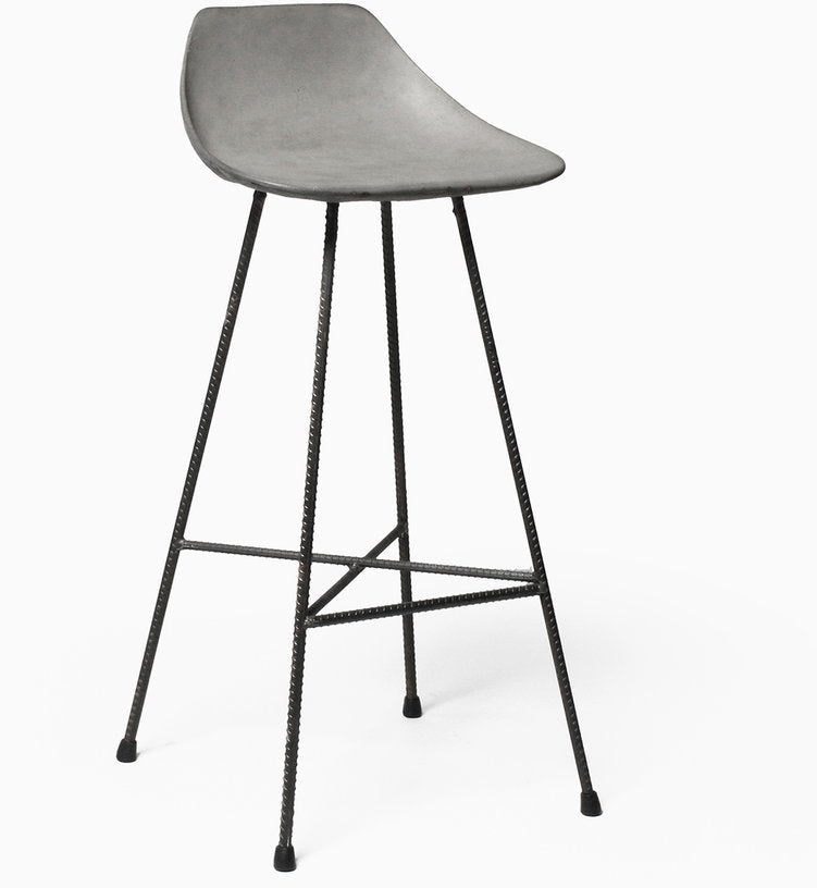 Chaise de bar en béton 44 x 43 x 93,5 Hauteville - Lyon Béton - The Cool Republic