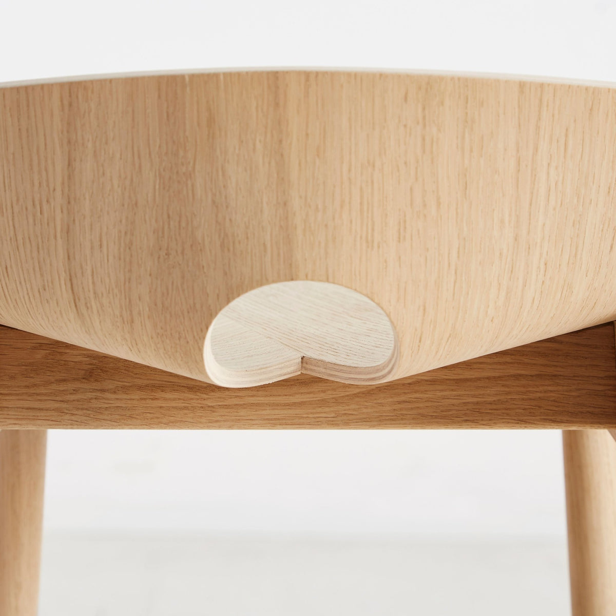 Chaise de bar en chêne naturel 75 cm Mono - WOUD - The Cool Republic