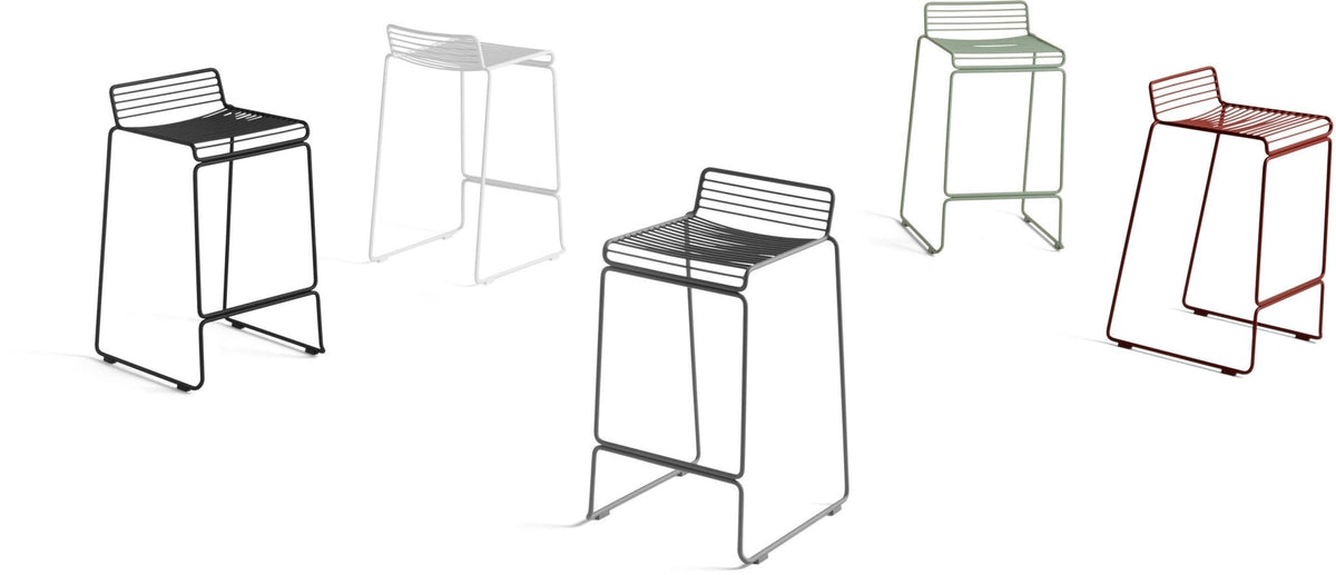 Chaise de bar en métal vert 65 cm Hee - HAY - The Cool Republic
