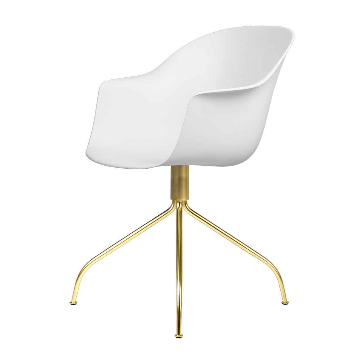 Chaise de bureau blanche et laiton pivotante Bat - Gubi - The Cool Republic
