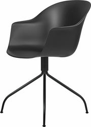 Chaise de bureau noire à base mate pivotante Bat - Gubi - The Cool Republic