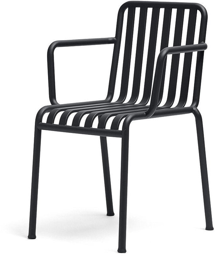 Chaise de jardin avec accoudoir en métal anthracite Palissade - HAY - The Cool Republic