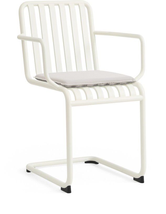 Chaise de jardin avec accoudoirs en acier blanc cassé Palissade - HAY - The Cool Republic
