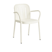 Chaise de jardin avec accoudoirs en métal blanc crème Deville - HAY - The Cool Republic