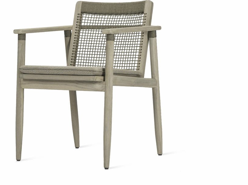 Chaise de jardin avec accoudoirs en teck vieilli David - Vincent Sheppard - The Cool Republic
