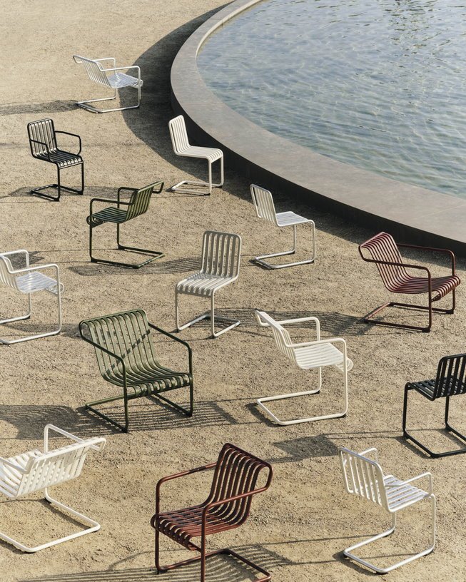 Chaise de jardin en acier vert Palissade - HAY - The Cool Republic