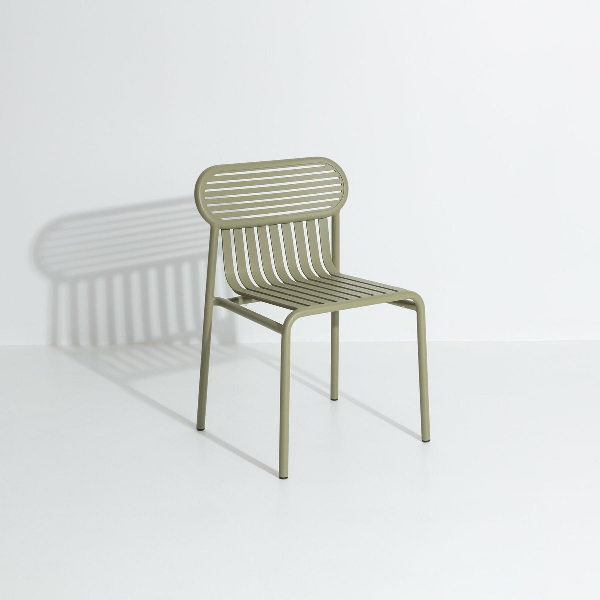 Chaise de jardin vert jade Week-End - Petite Friture - The Cool Republic