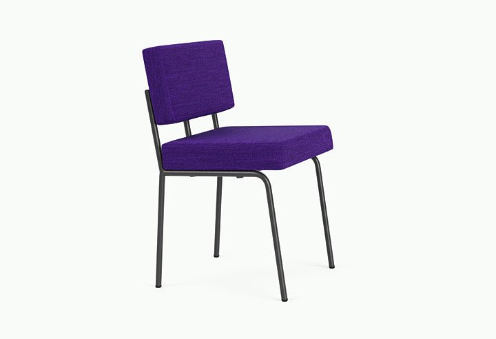 Chaise de salle à manger en acier noir et tissu violet Monday - Fest Amsterdam - The Cool Republic
