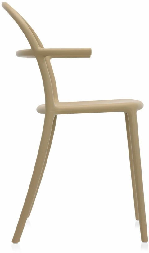 Chaise design beige Generic C - Kartell - The Cool Republic