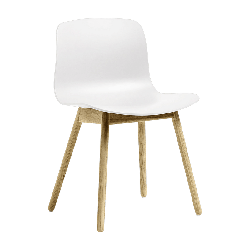 Chaise design blanche piétement en chêne About a chair 12 - HAY - The Cool Republic