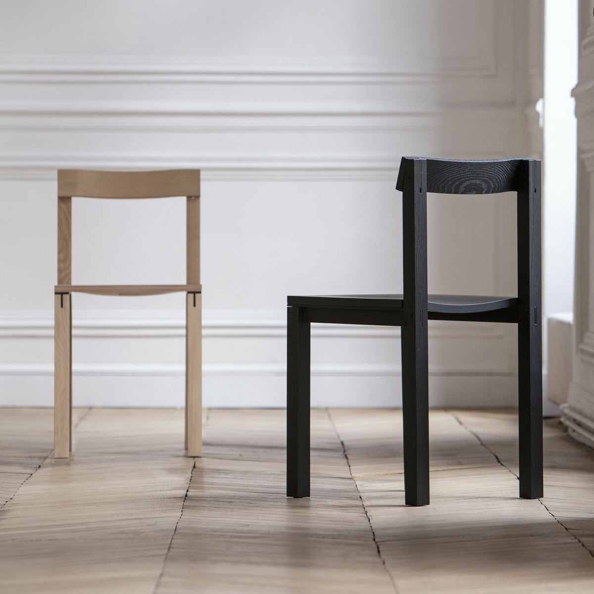 Chaise design en frêne Tal - Kann Design - The Cool Republic