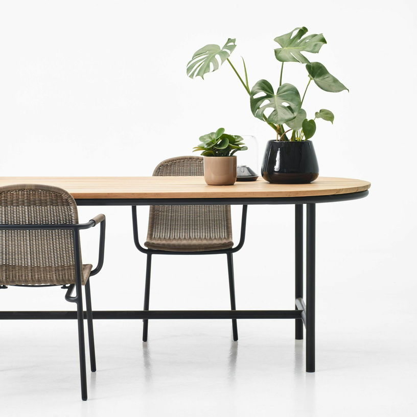 Chaise d'extérieur noir et taupe Wicked - Vincent Sheppard - The Cool Republic