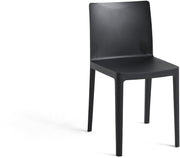 Chaise Élémentaire en plastique noir - HAY - The Cool Republic
