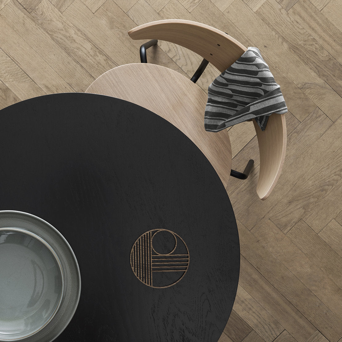Chaise empilable bois et métal Herman Noir - Ferm Living - The Cool Republic
