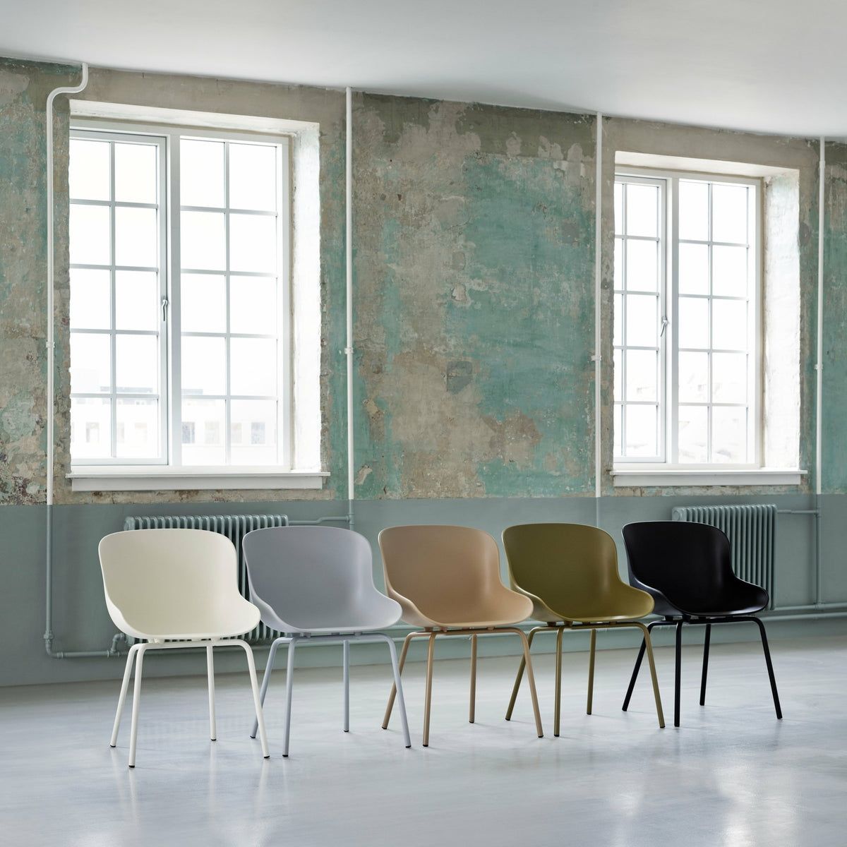 Chaise en acier peint et pp olive Hyg - Normann Copenhagen - The Cool Republic