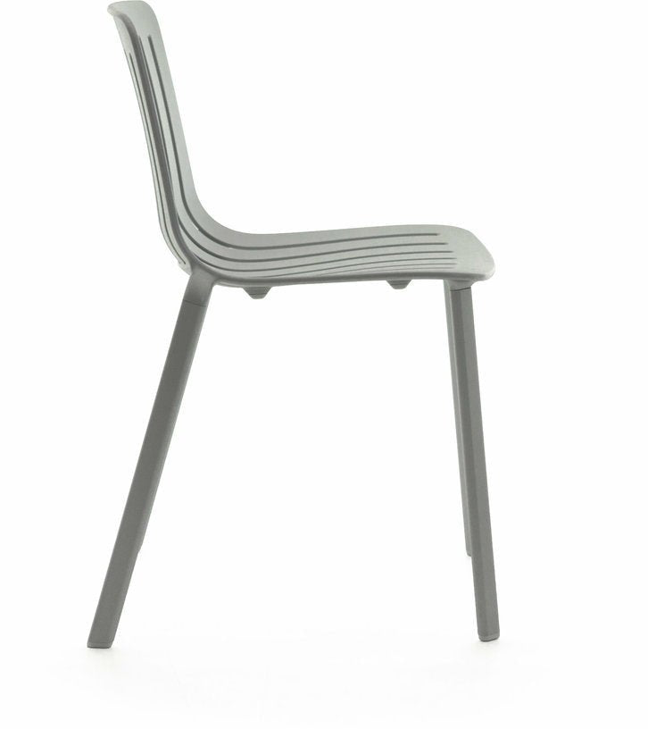 Chaise en aluminium gris Plato - Magis - The Cool Republic