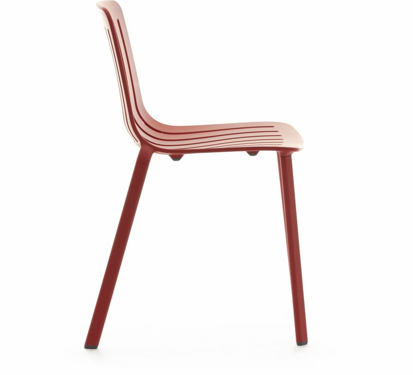 Chaise en aluminium rouge Plato - Magis - The Cool Republic
