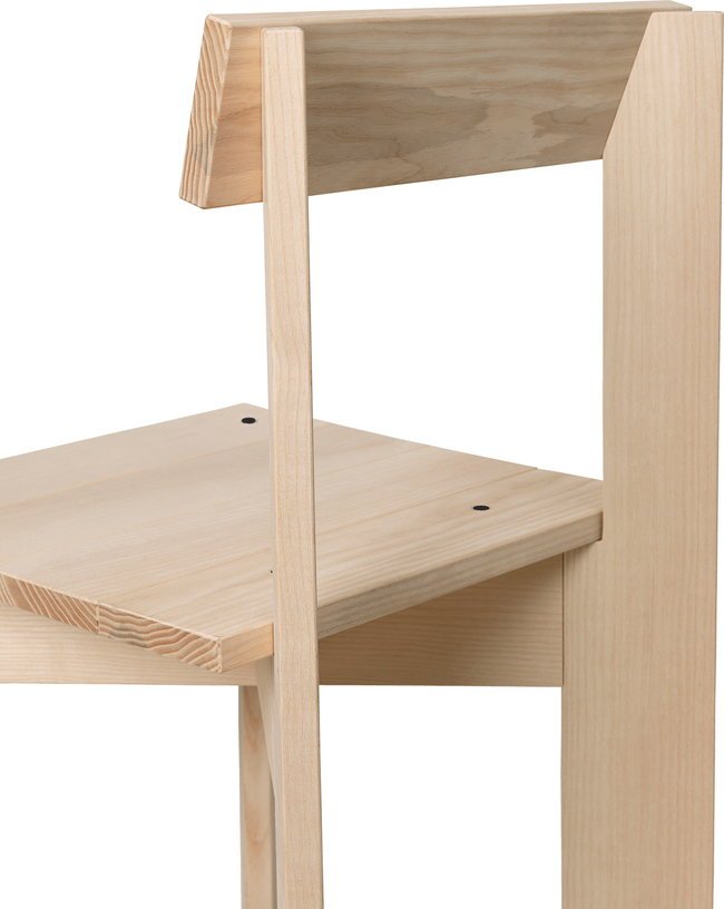 Chaise en bois beige Ark - Ferm living - The Cool Republic