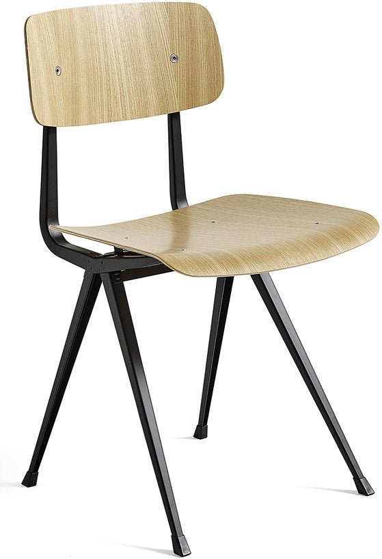 Chaise en bois de chêne et acier noir Result - HAY - The Cool Republic