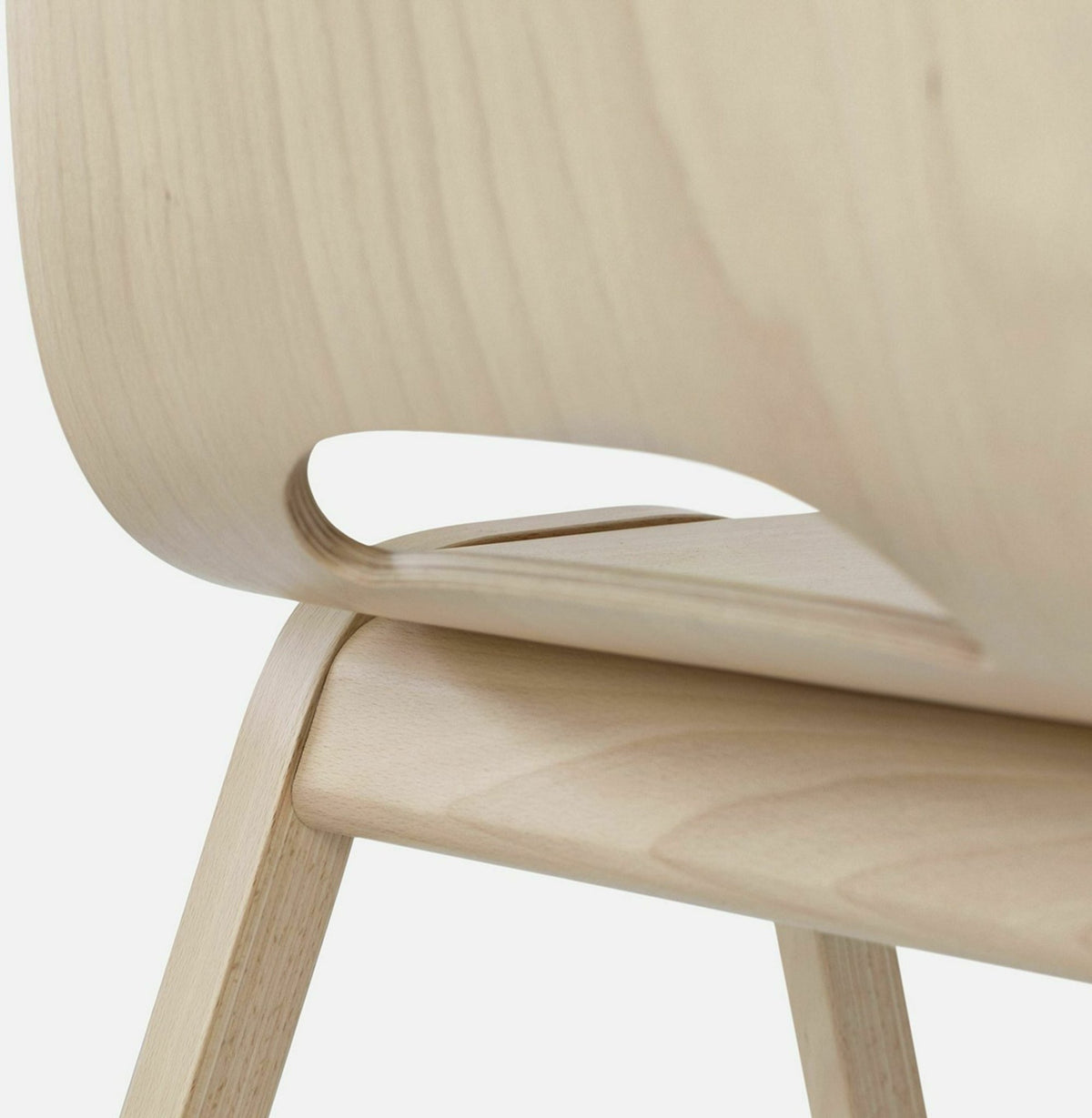 Chaise en bois naturel Touchwood - Hem - The Cool Republic