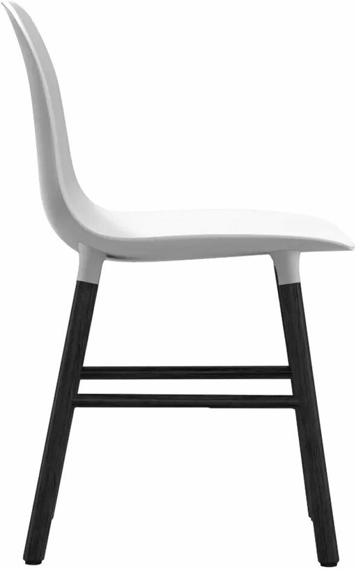 Chaise en bois noir et pp blanc Form - Normann Copenhagen - The Cool Republic