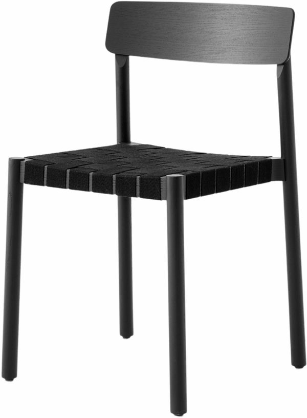 Chaise en bois noir et sangles en lin noir Betty - &tradition - The Cool Republic