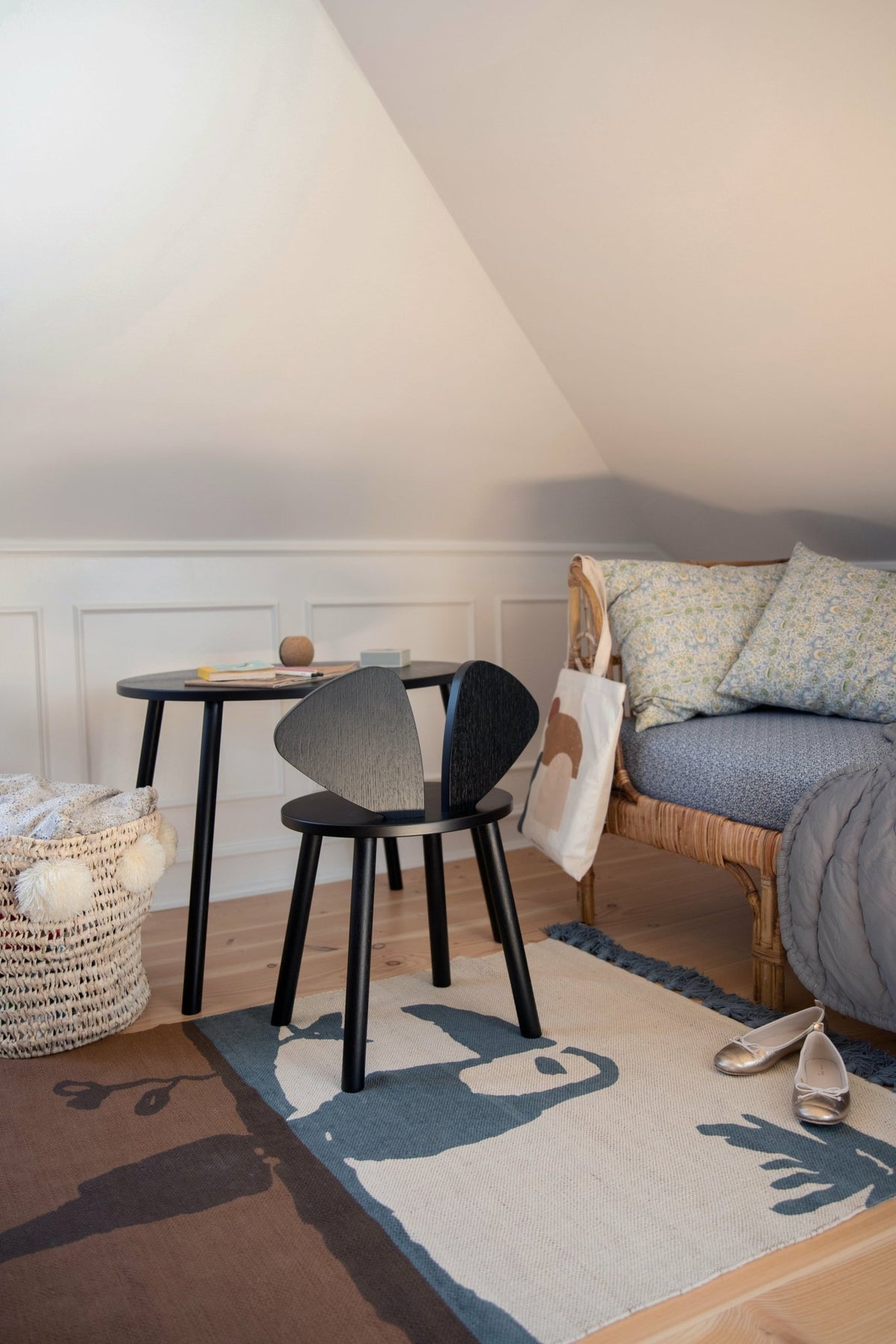 Wooden chair for children black Mouse School - Nofred - The Cool Republic