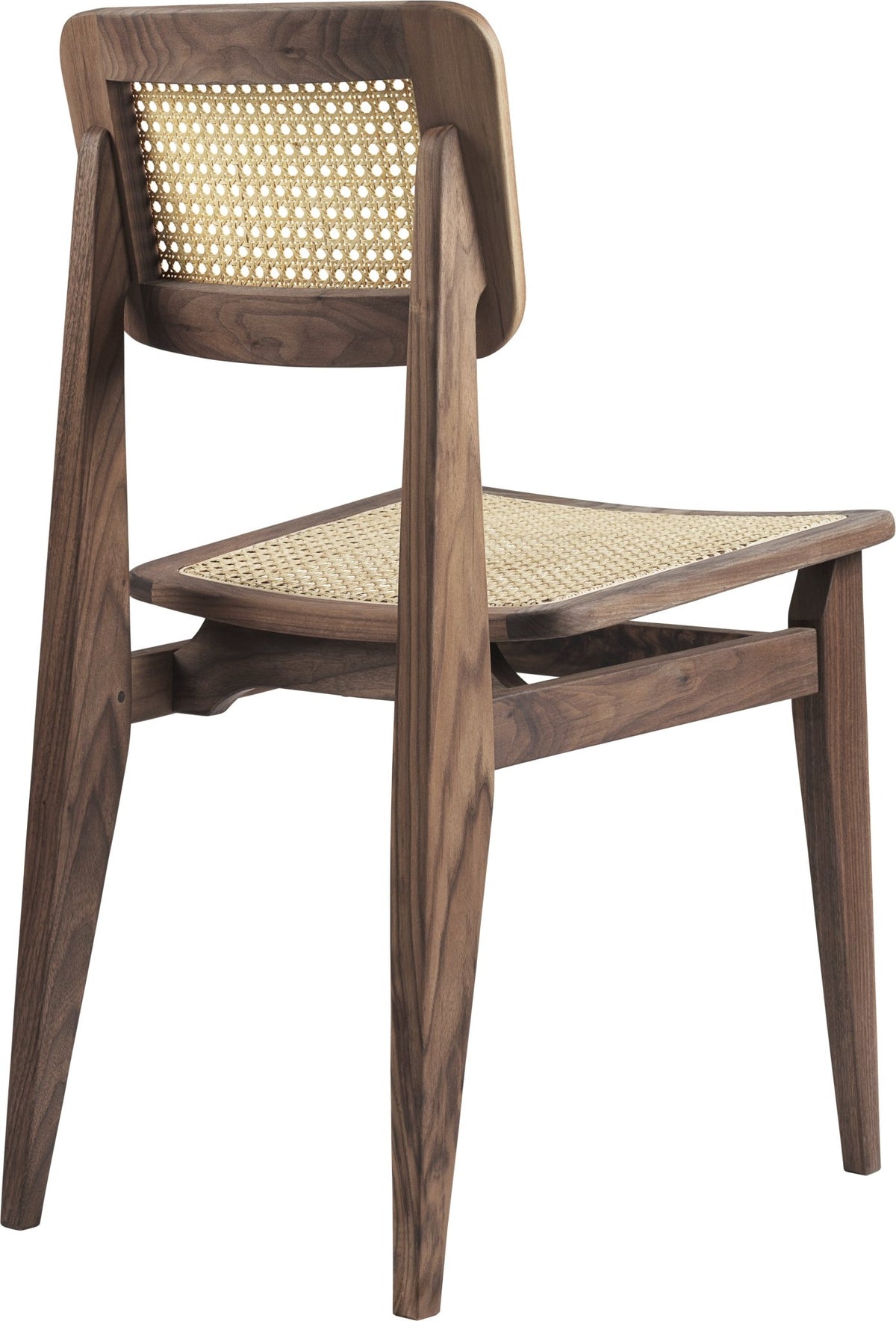 Chaise en cannage et bois de noyer C - Chair - Gubi - The Cool Republic