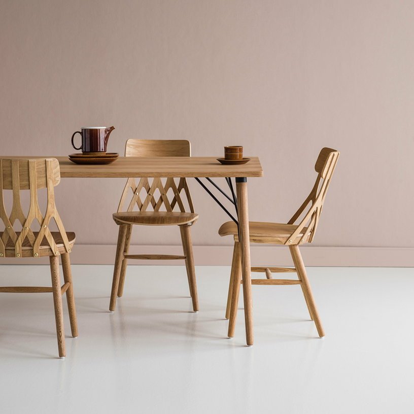 Chaise en chêne huilé Y5 - Hans K - The Cool Republic