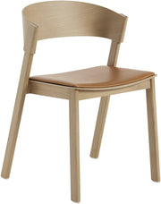 Chaise en chêne naturel et assise cuir Cognac Cover - Muuto - The Cool Republic