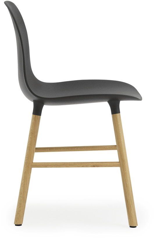 Chaise en chêne naturel et pp noir Form - Normann Copenhagen - The Cool Republic
