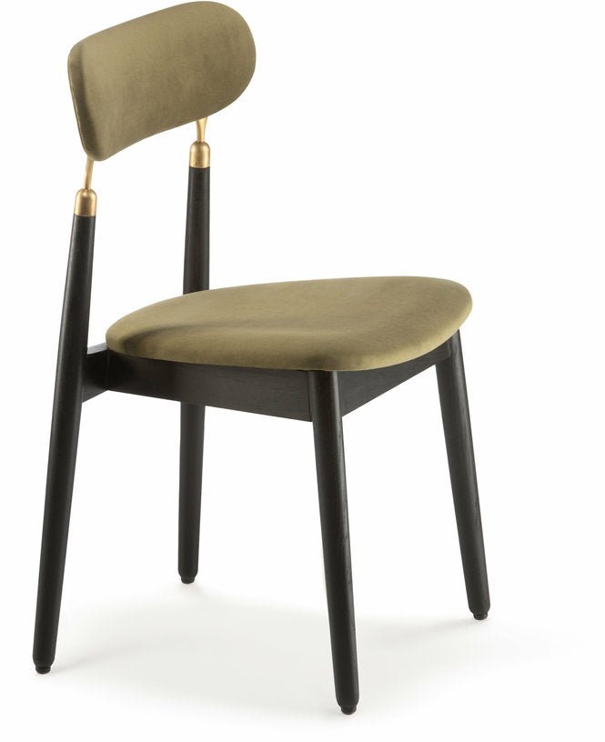 Chaise en chêne teinté noir et velours vert mousse 7.1 - Emko - The Cool Republic