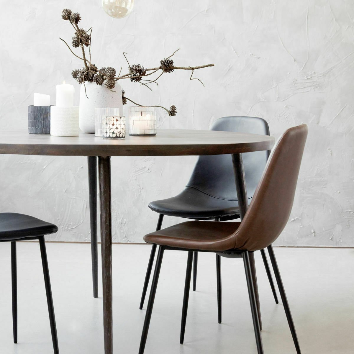 Chaise en cuir noir Found - House Doctor - The Cool Republic