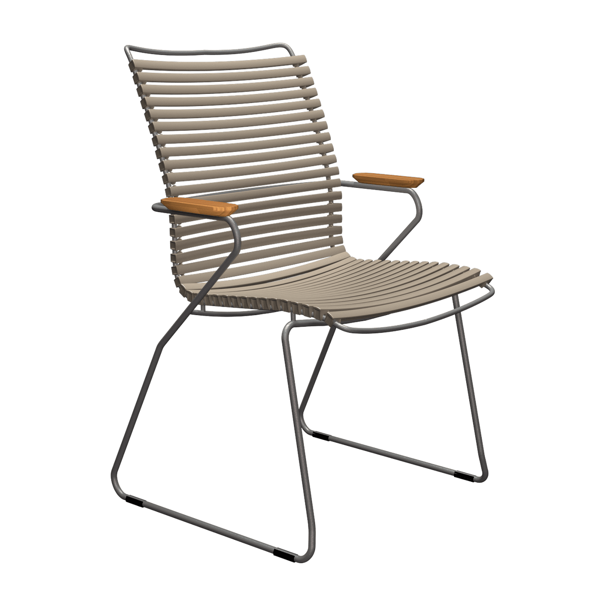 Chaise en métal avec grand dossier et plastique beige 60x90cm Click - Houe - The Cool Republic