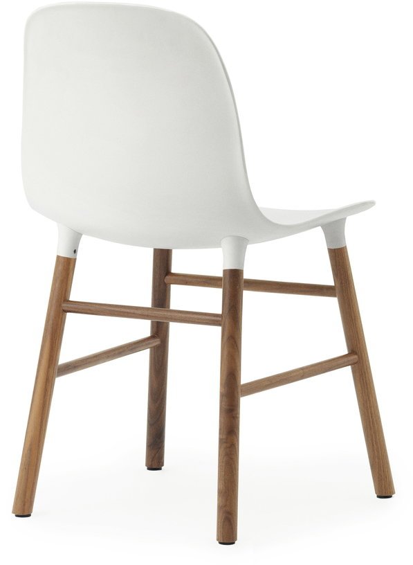 Chaise en noyer naturel et pp blanc Form - Normann Copenhagen - The Cool Republic