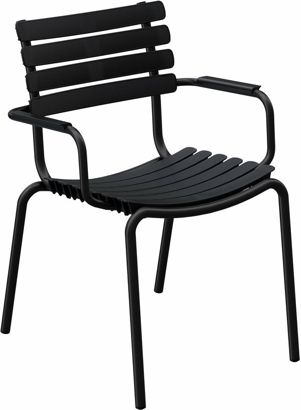 Chaise en plastique recyclé et aluminium noire Reclips - Houe - The Cool Republic
