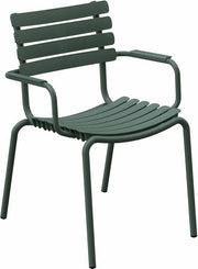 Chaise en plastique recyclé et aluminium vert olive Reclips - Houe - The Cool Republic