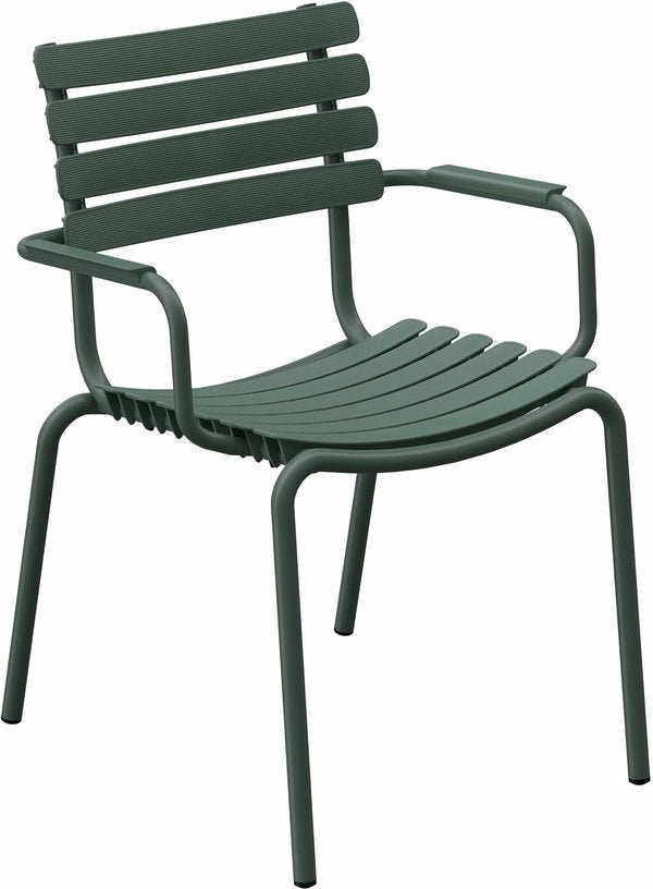 Chaise en plastique recyclé et aluminium vert olive Reclips - Houe - The Cool Republic