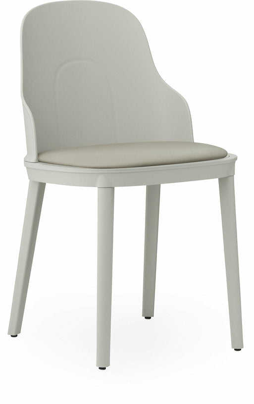 Chaise en polypropylène à l'assise en cuir gris chaud Allez Warm Grey - Normann Copenhagen - The Cool Republic