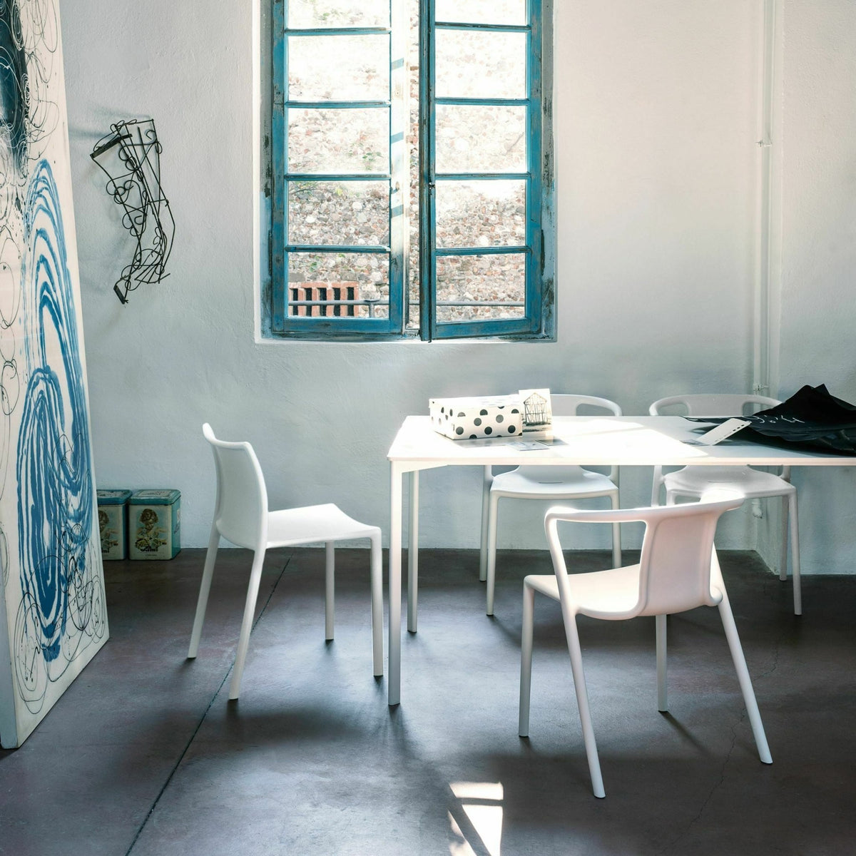Chaise en polypropylène noire Air - Magis - The Cool Republic