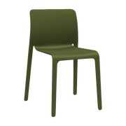 Chaise en polypropylene vert olive First - Magis - The Cool Republic