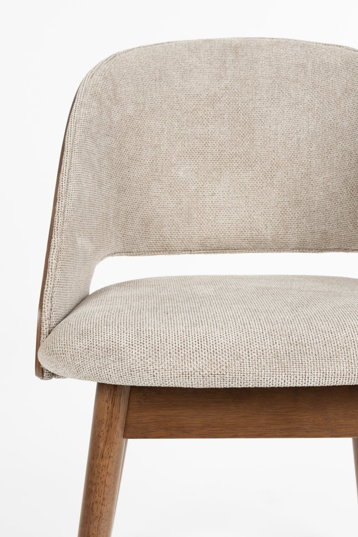 Chaise en tissu beige et bois d'hévéa Velore - Dutchbone - The Cool Republic