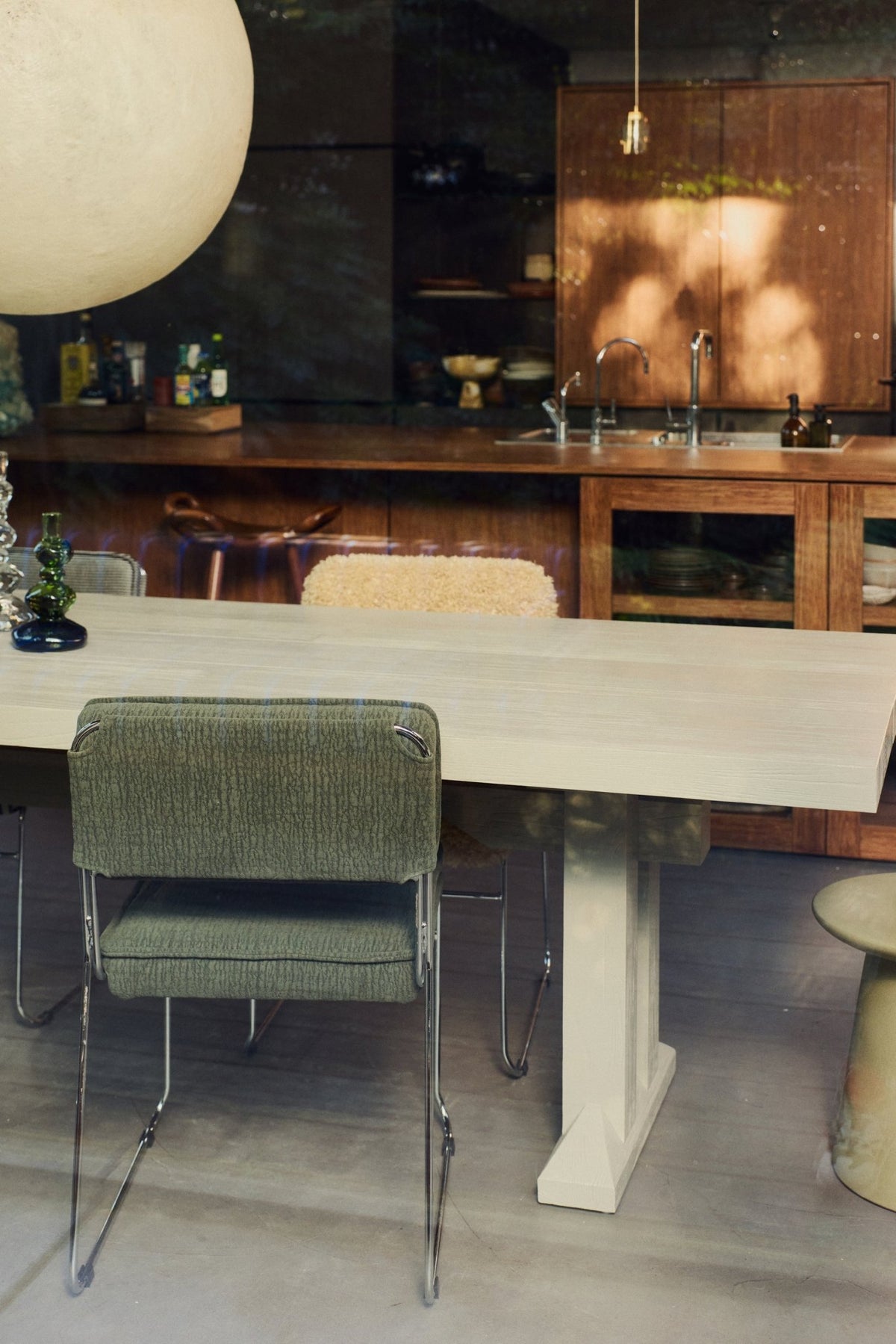 Chaise en tissu vert et acier chromé Endless - HKLiving - The Cool Republic