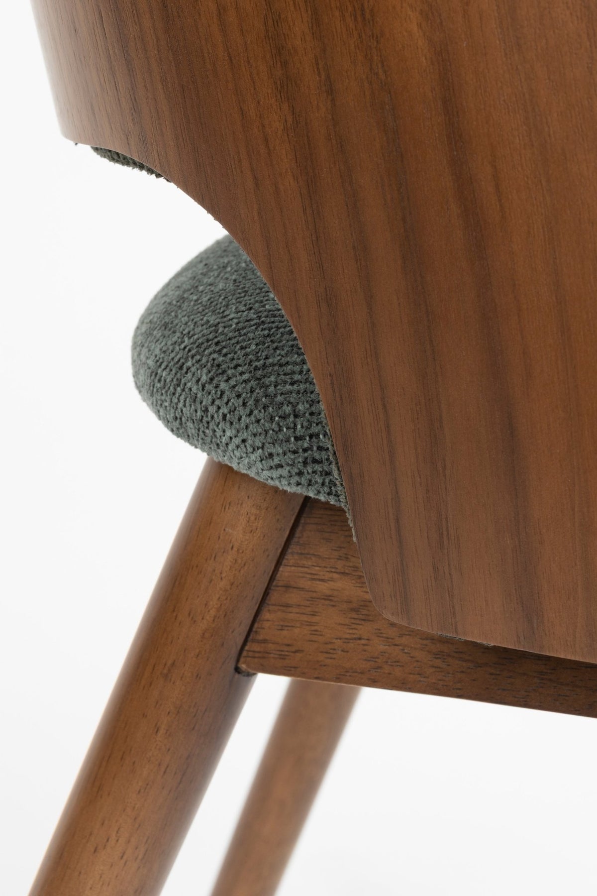 Chaise en tissu vert et bois d'hévéa Velore - Dutchbone - The Cool Republic